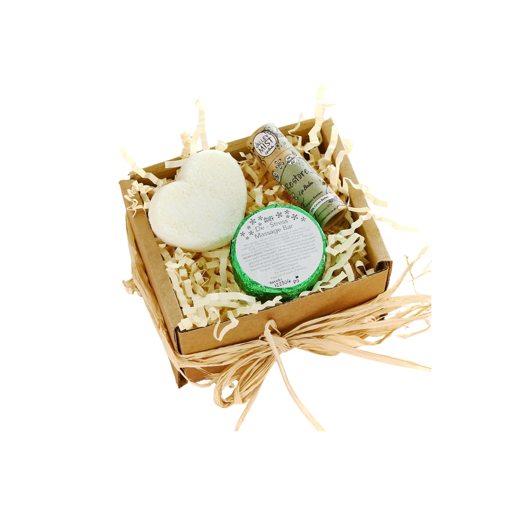 Natural spa gift set with lip balm, foot soak and massage bar – Valley Mist