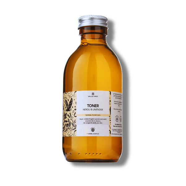 Toner for dry skin with natural neroli and lavender essential oils