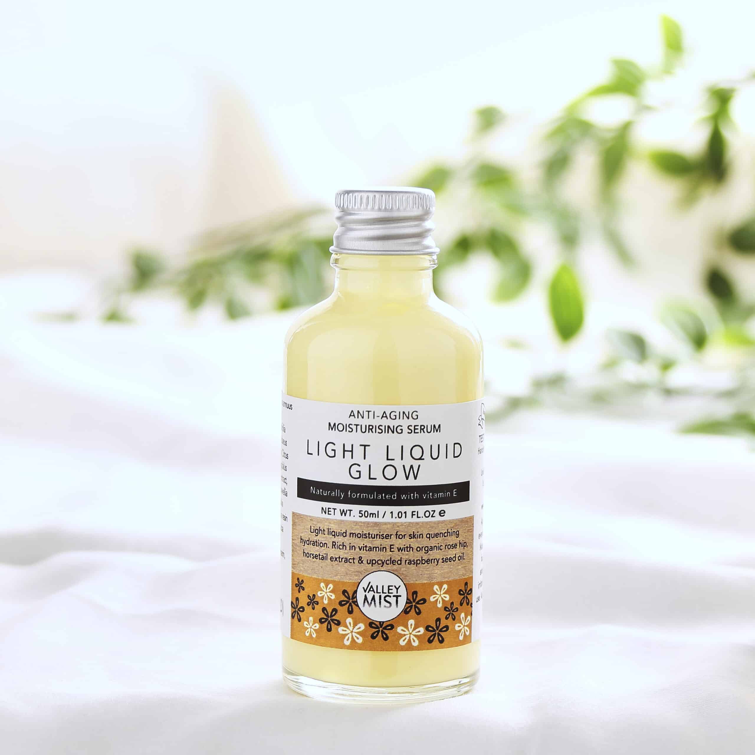 Light Liquid Glow Anti-aging Moisturising Serum