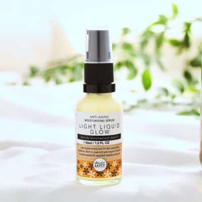 light liquid glow aniti-aging serum 30ml with pump