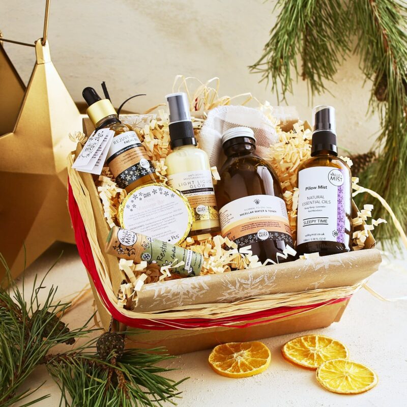 natural and organic wellness gift box